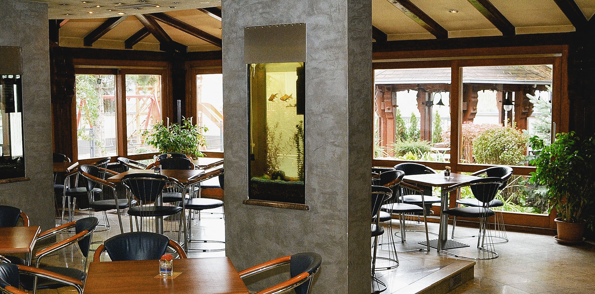 04-banner-restoran